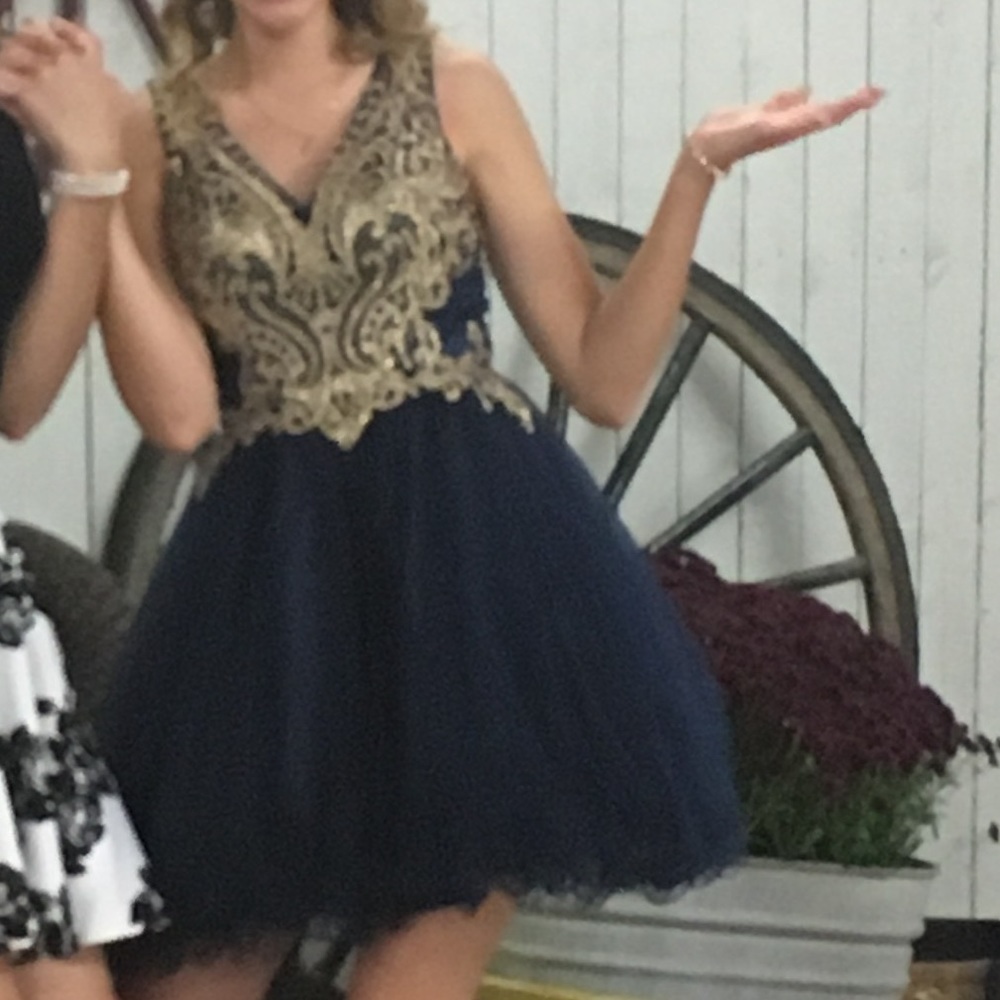 Narianna homecoming dress